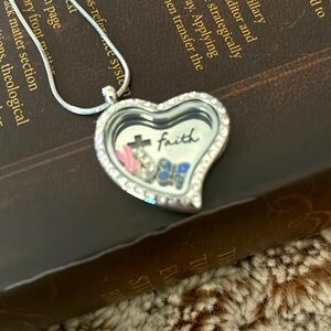 Origami Owl silver heart floating charm locket with charms